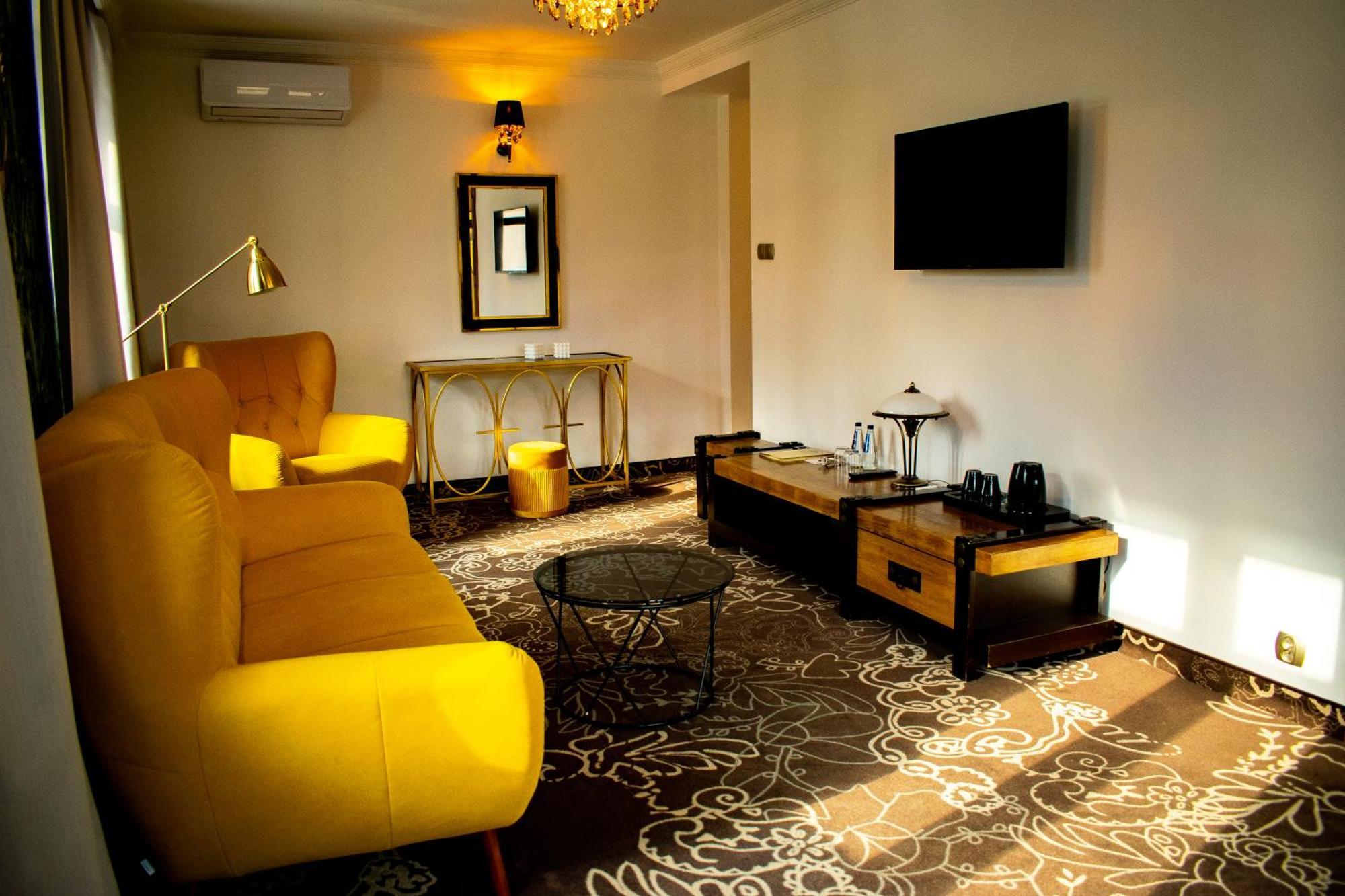 Hotel Pruski Orneta Экстерьер фото